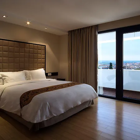 Hotel Sweet Atlantic & 4*