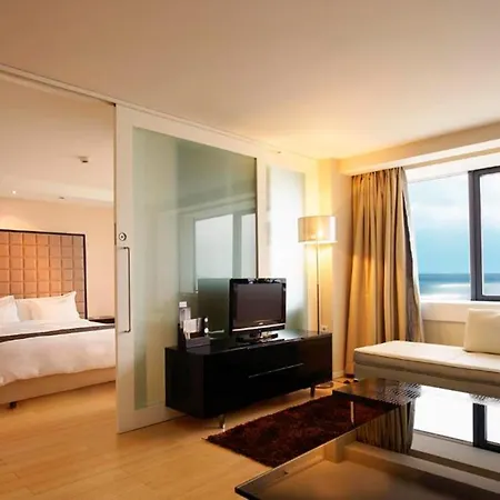 Sweet Atlantic & Hotel 4*