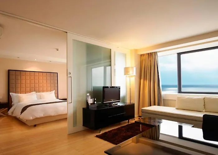 Sweet Atlantic & Hotel 4*